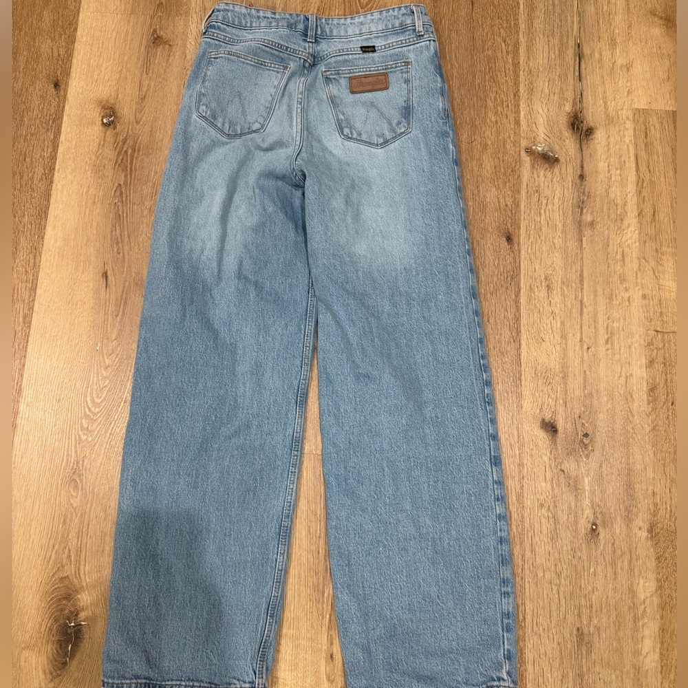 Wrangler Blue Relaxed Fit Jeans